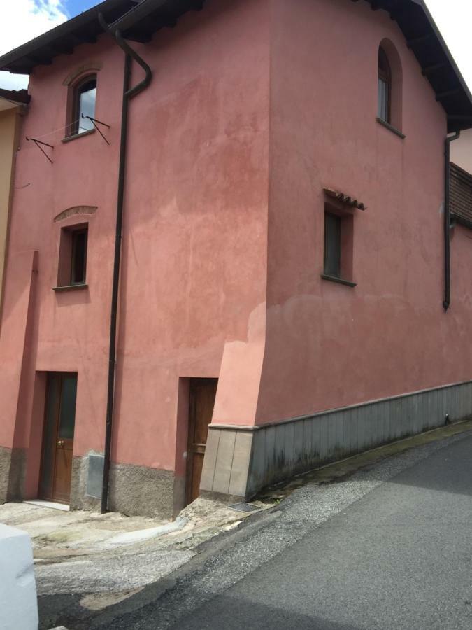Casa Vacanze Elena Rometta Bagian luar foto