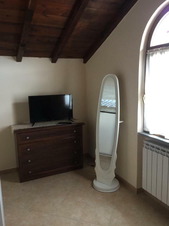 Casa Vacanze Elena Rometta Bagian luar foto