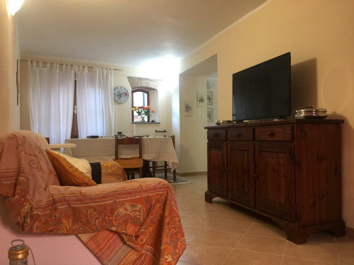 Casa Vacanze Elena Rometta Bagian luar foto