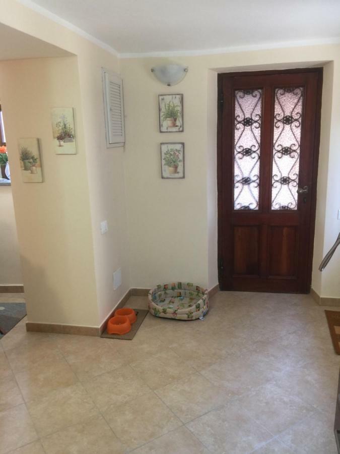 Casa Vacanze Elena Rometta Bagian luar foto
