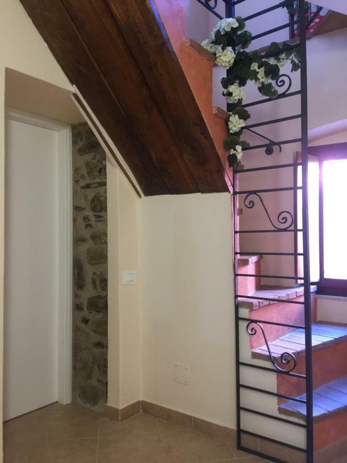 Casa Vacanze Elena Rometta Bagian luar foto