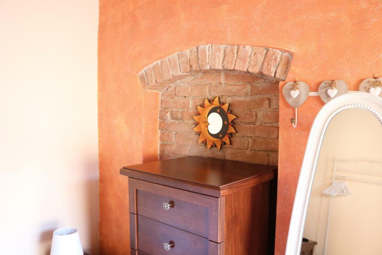 Casa Vacanze Elena Rometta Bagian luar foto