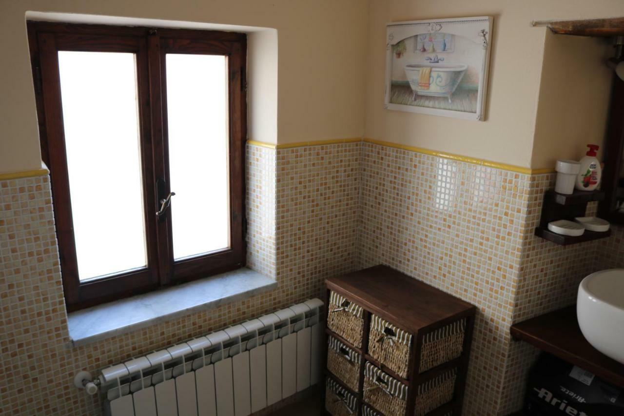 Casa Vacanze Elena Rometta Bagian luar foto
