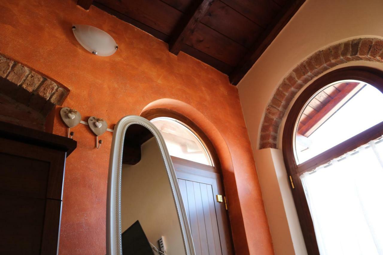 Casa Vacanze Elena Rometta Bagian luar foto