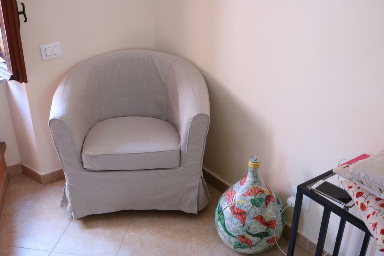Casa Vacanze Elena Rometta Bagian luar foto