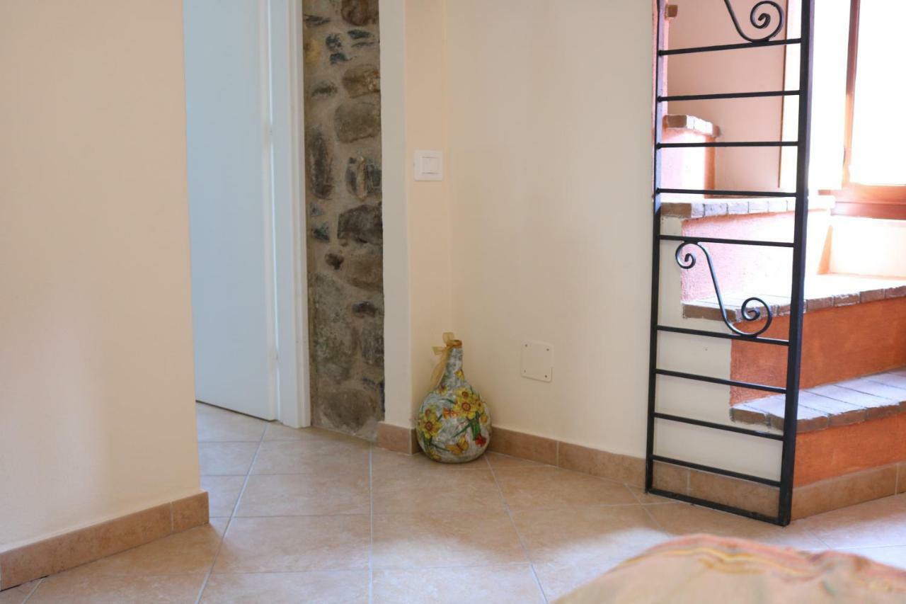 Casa Vacanze Elena Rometta Bagian luar foto