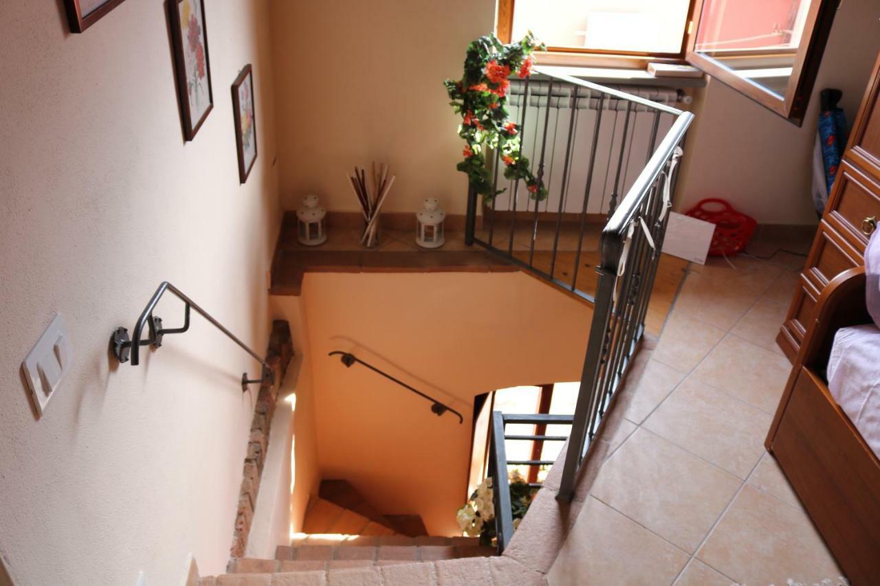 Casa Vacanze Elena Rometta Bagian luar foto