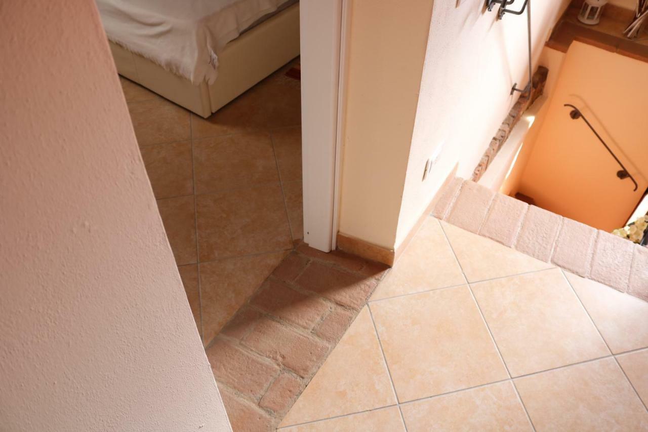 Casa Vacanze Elena Rometta Bagian luar foto