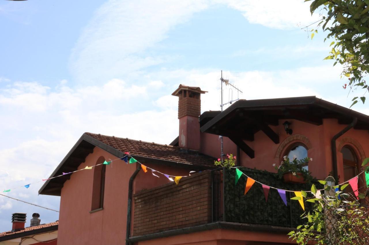 Casa Vacanze Elena Rometta Bagian luar foto